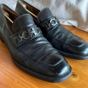 Salvatore Ferragamo black pebble leather shoes